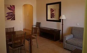 Ξενοδοχείο με διαμερίσματα Dunas 4*